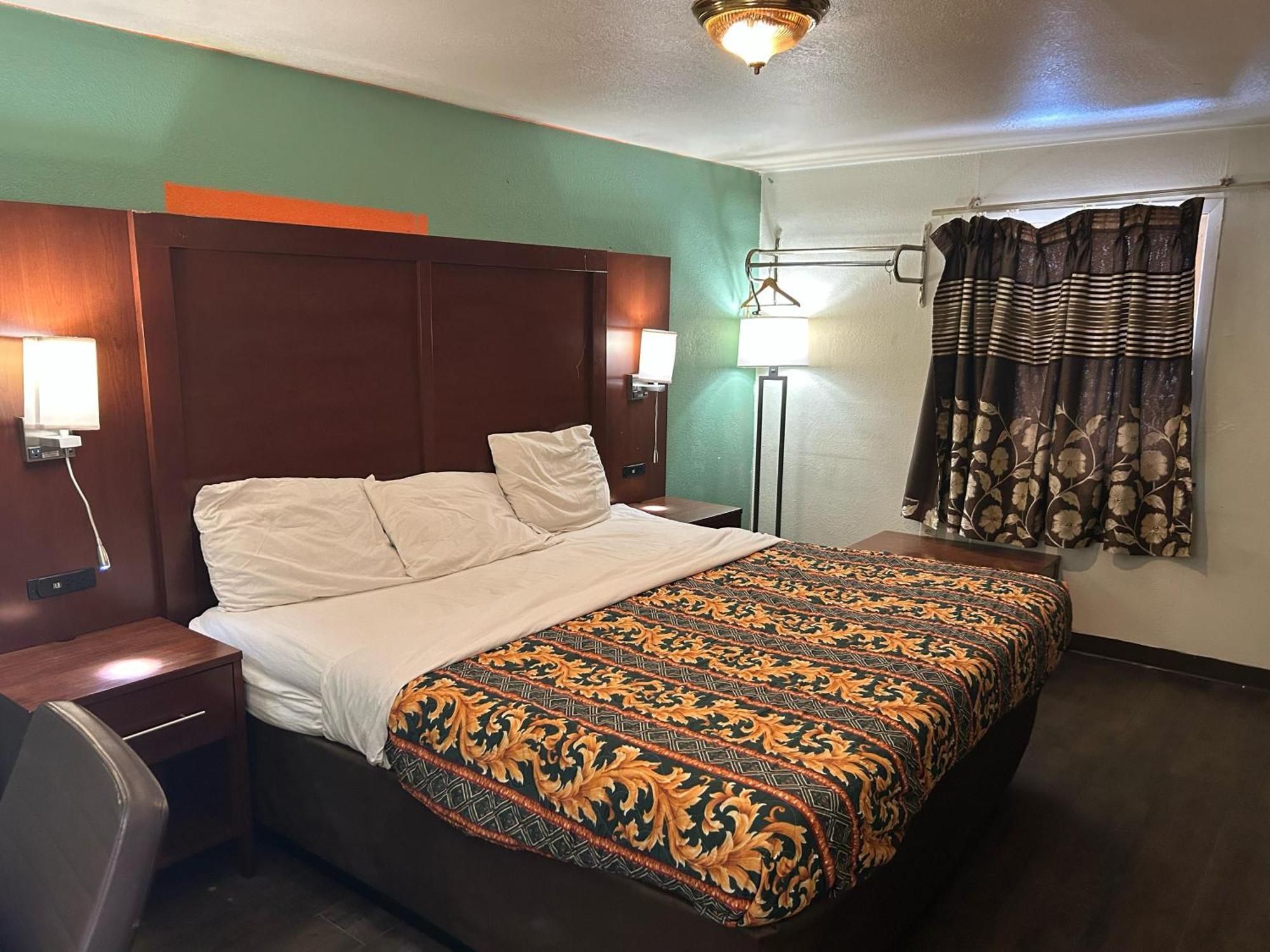 Hillcrest Motel By Oyo Aurora Near Lawrenceburg 외부 사진