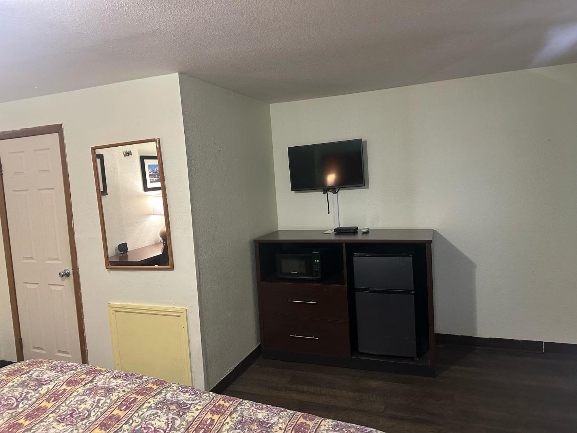 Hillcrest Motel By Oyo Aurora Near Lawrenceburg 외부 사진