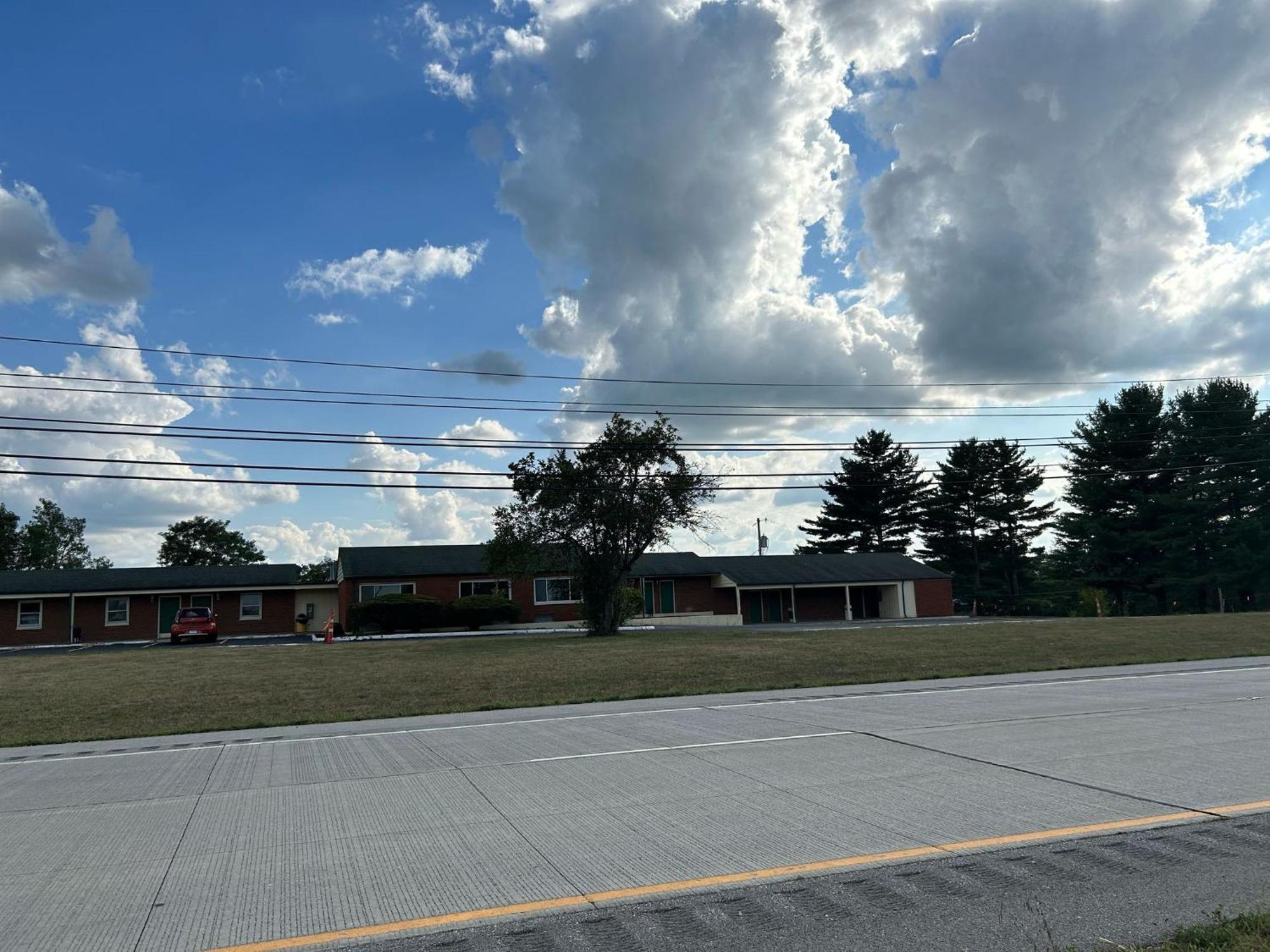 Hillcrest Motel By Oyo Aurora Near Lawrenceburg 외부 사진